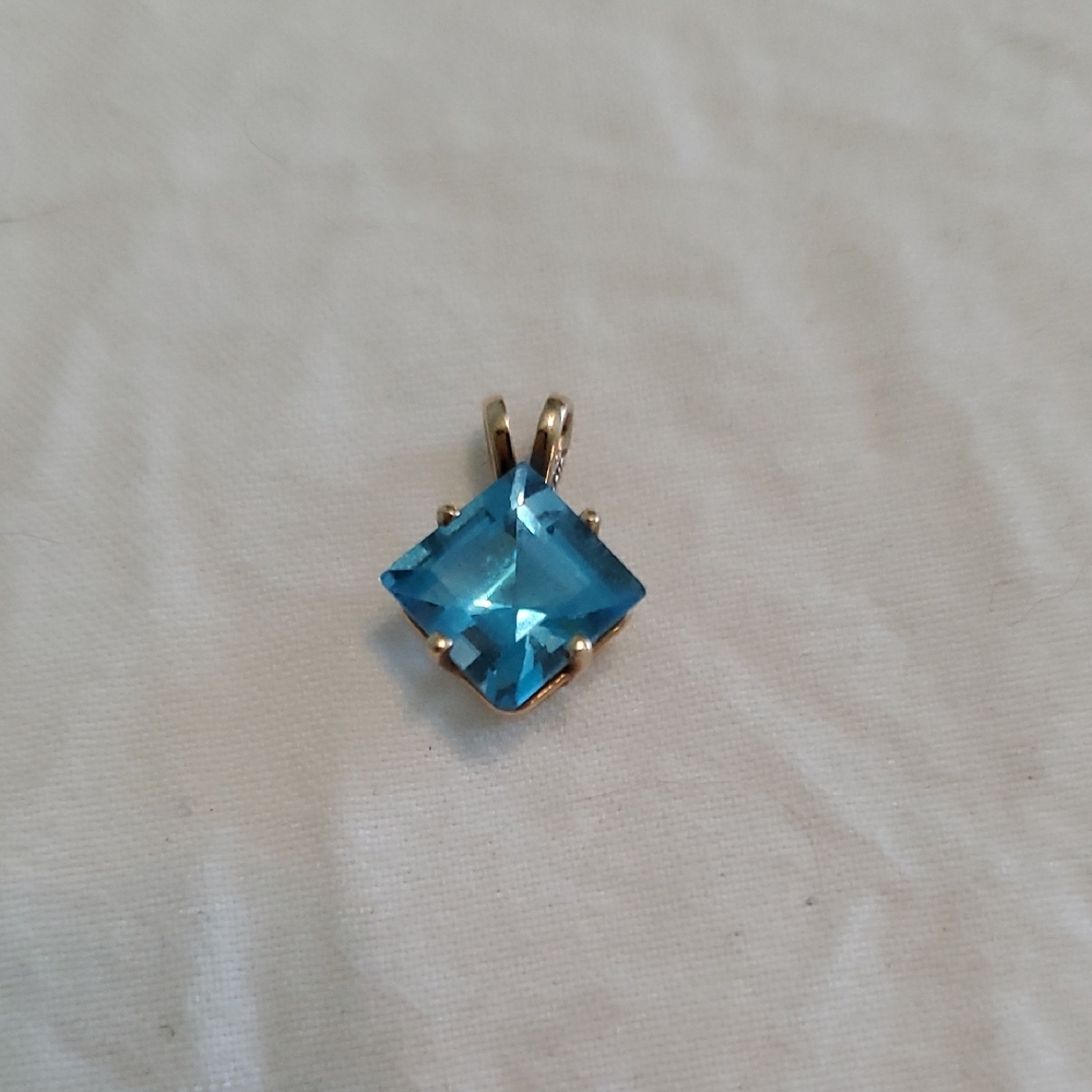 Elegant Blue Topaz Square Pendant Necklace Charm